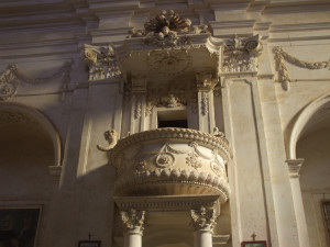7-badolato_borgo-pulpito-chiesa-di-san-domenico