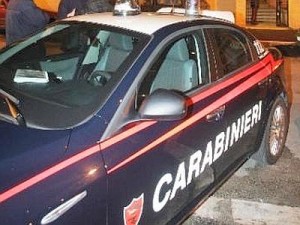 carabinieri_carabinieri_volante_notte_palazzo_web--400x300