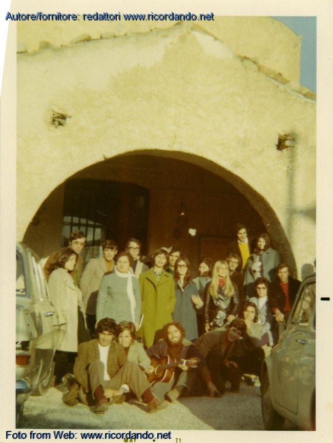 gruppo giovani santuario sanità 1971