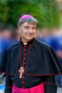 vescovo-domenico-battaglia-2018